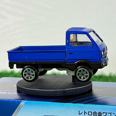 Drifting Car Dashboard Ornament – Moving Miniature Interior Decor