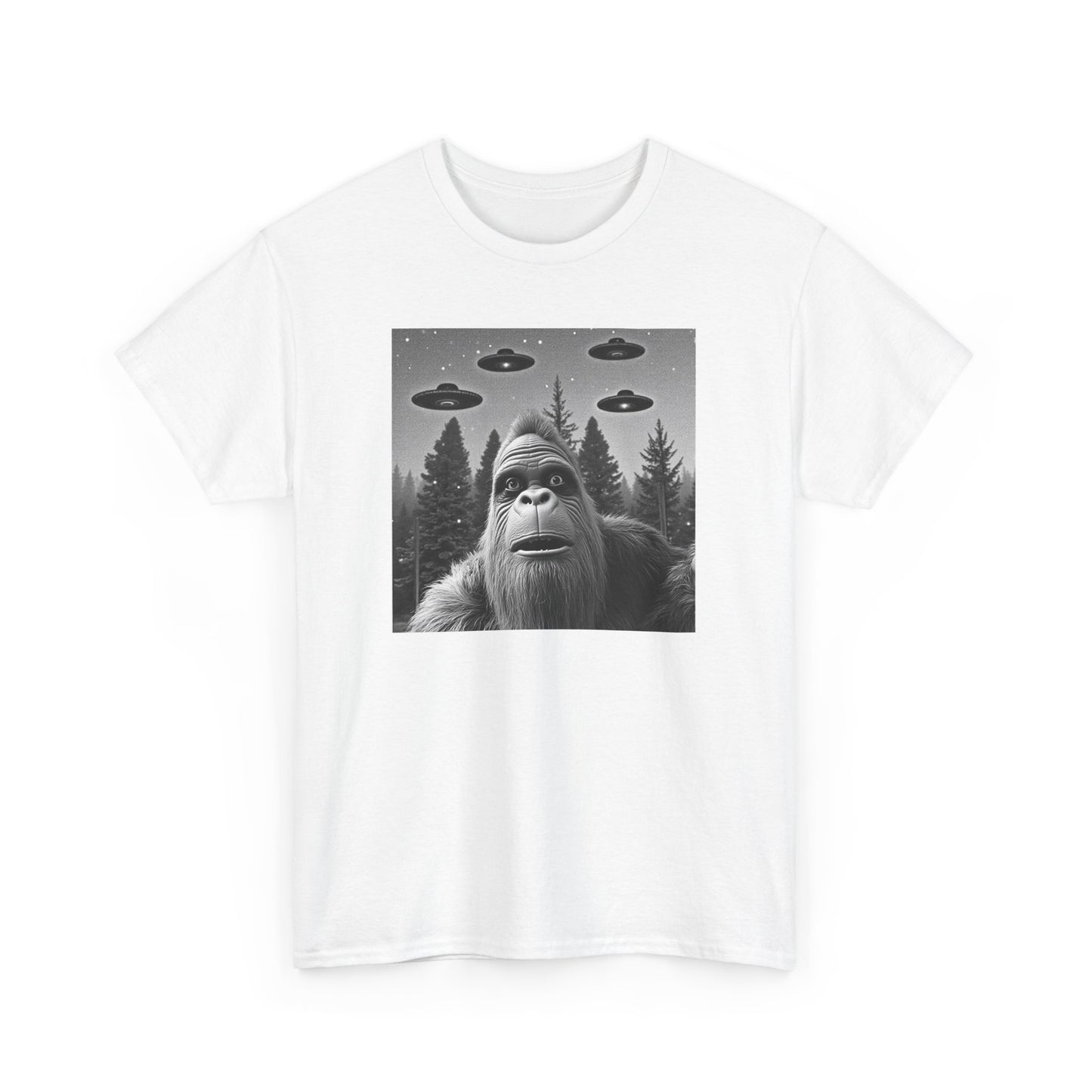 Funny Bigfoot Sasquatch UFO Selfie Camping Meme Unisex T-Shirt