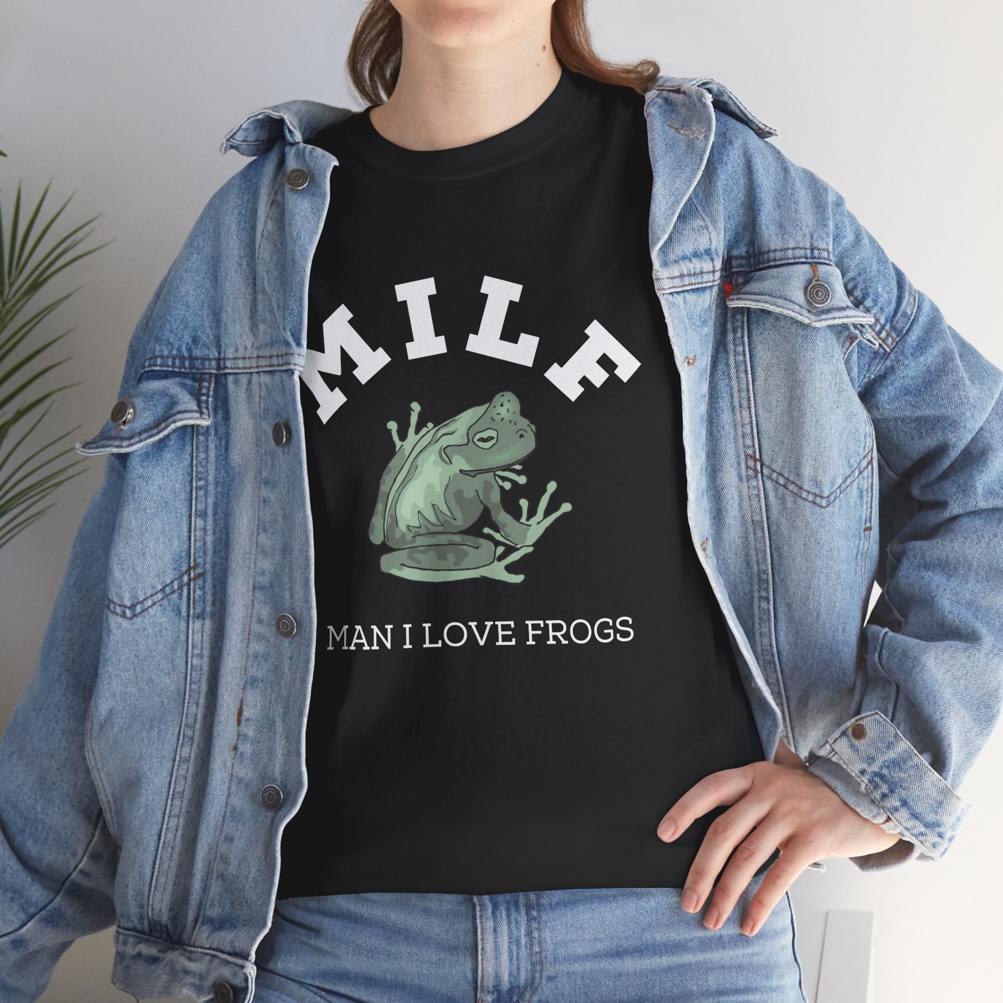 Funny Frog Lover MILF Man I Love Frogs Humor Toad Unisex T-Shirt