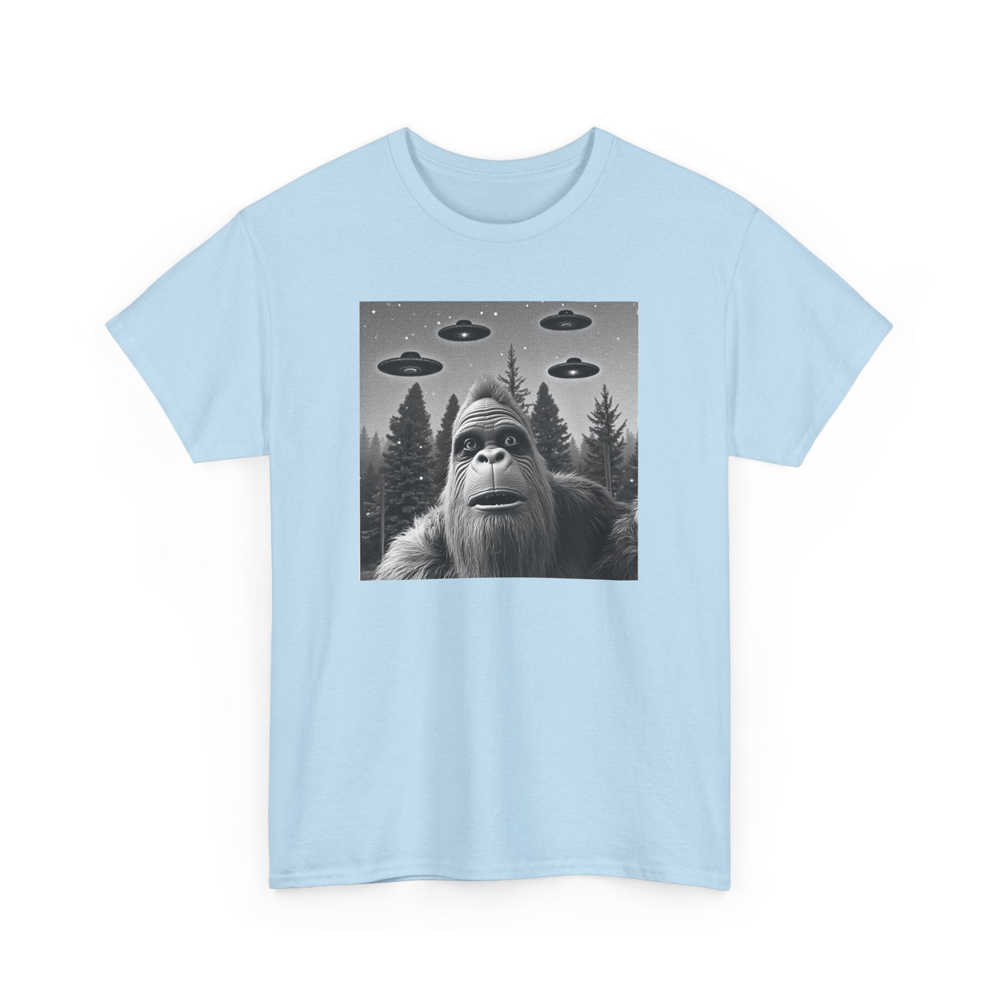 Funny Bigfoot Sasquatch UFO Selfie Camping Meme Unisex T-Shirt