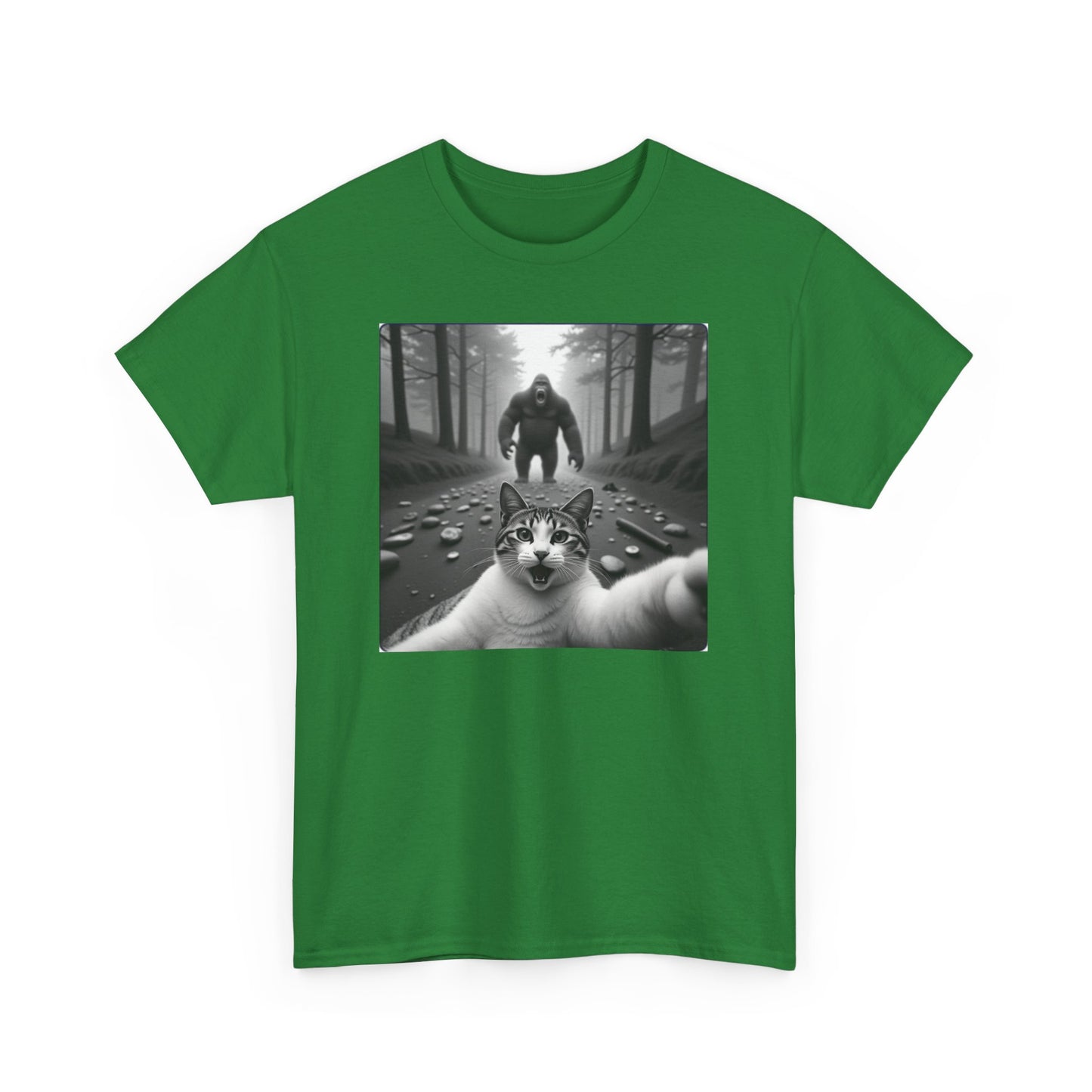 Funny Cat Bigfoot Selfie Sasquatch Camping Meme Unisex T-Shirt