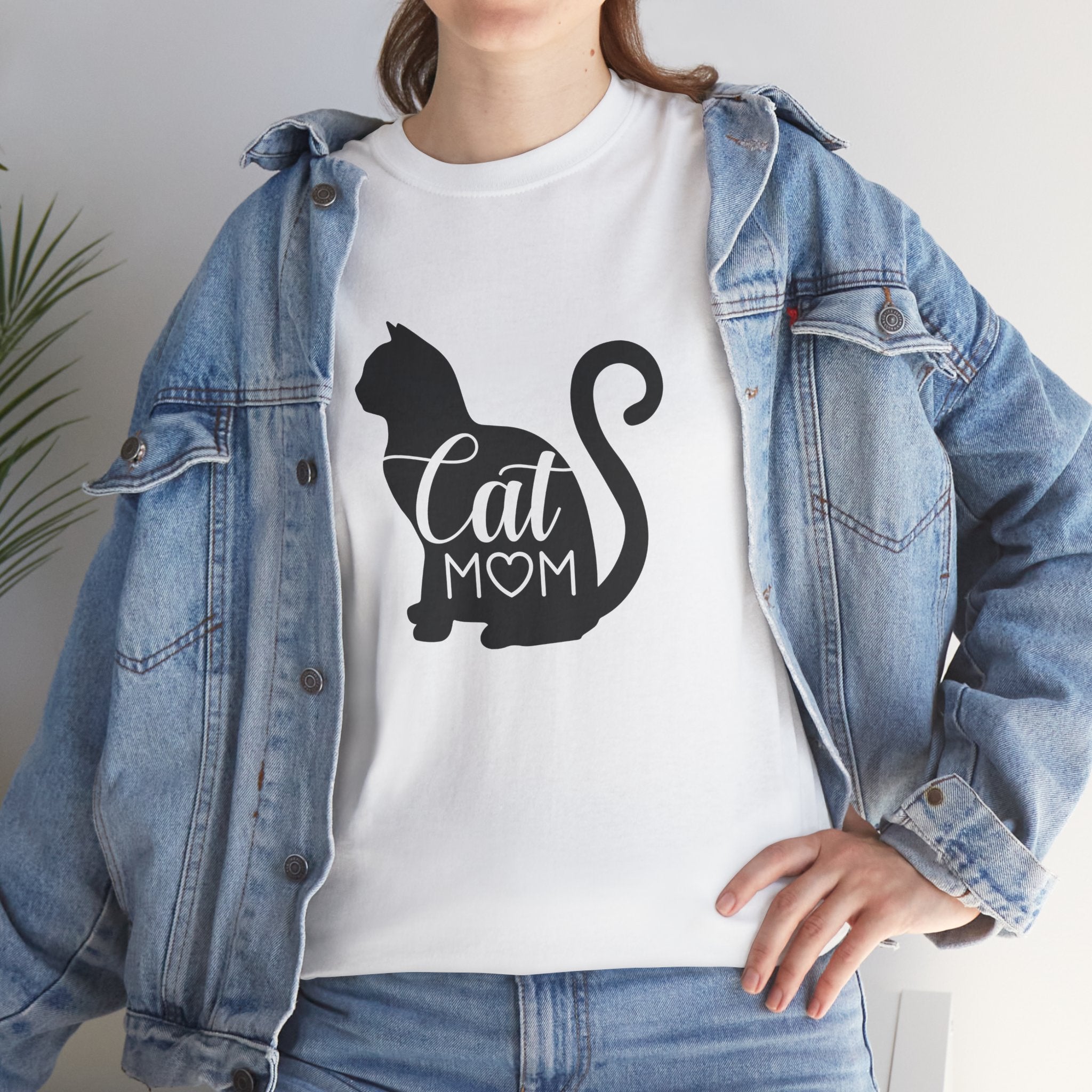 Women's Cat Mom Mother Mama Cute Graphic Novelty Tee