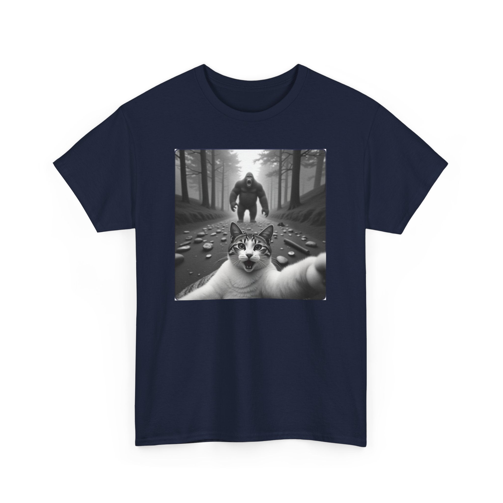 Funny Cat Bigfoot Selfie Sasquatch Camping Meme Unisex T-Shirt