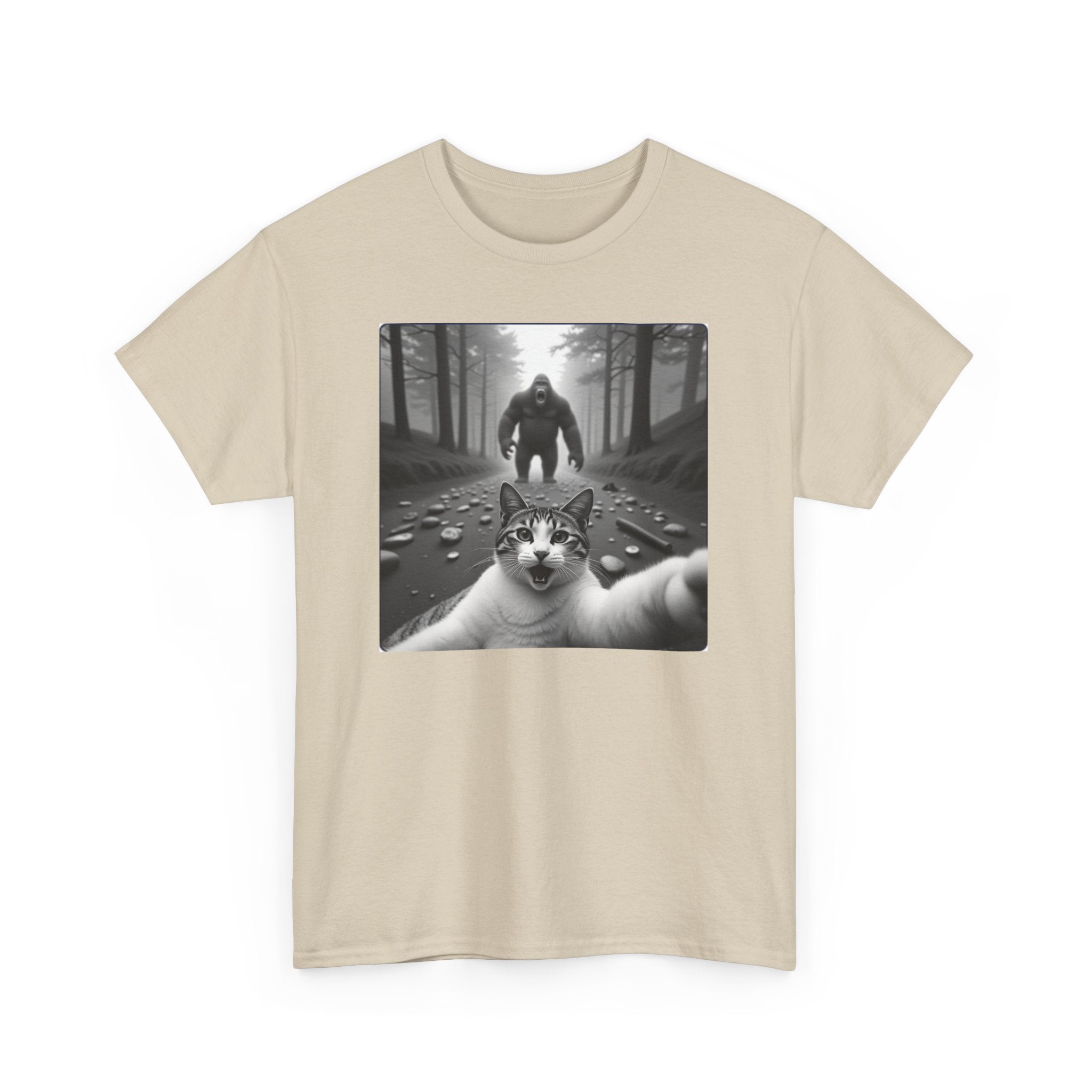 Funny Cat Bigfoot Selfie Sasquatch Camping Meme Unisex T-Shirt