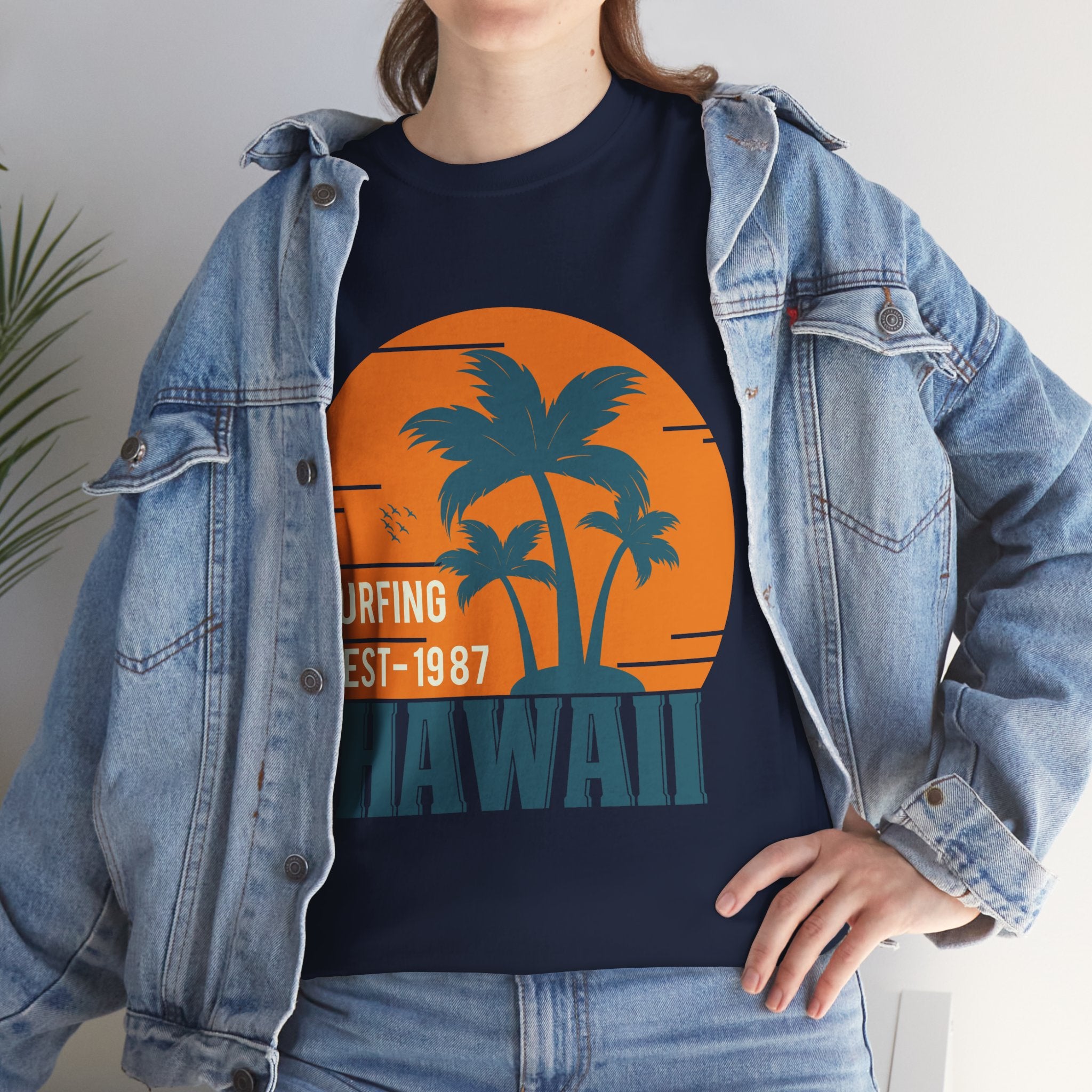 Surfing Hawaii HI Souvenir Gift Unisex Graphic Novelty T-Shirt