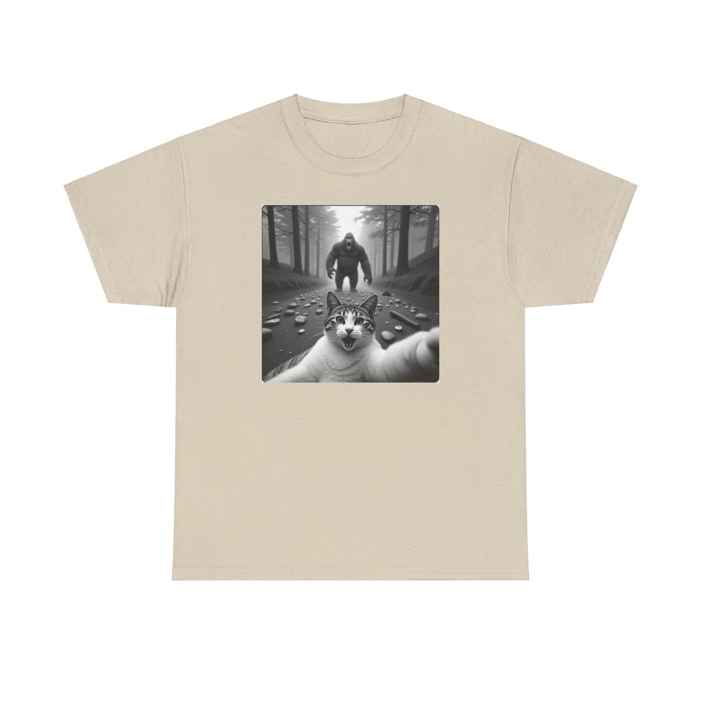 Funny Cat Bigfoot Selfie Sasquatch Camping Meme Unisex T-Shirt