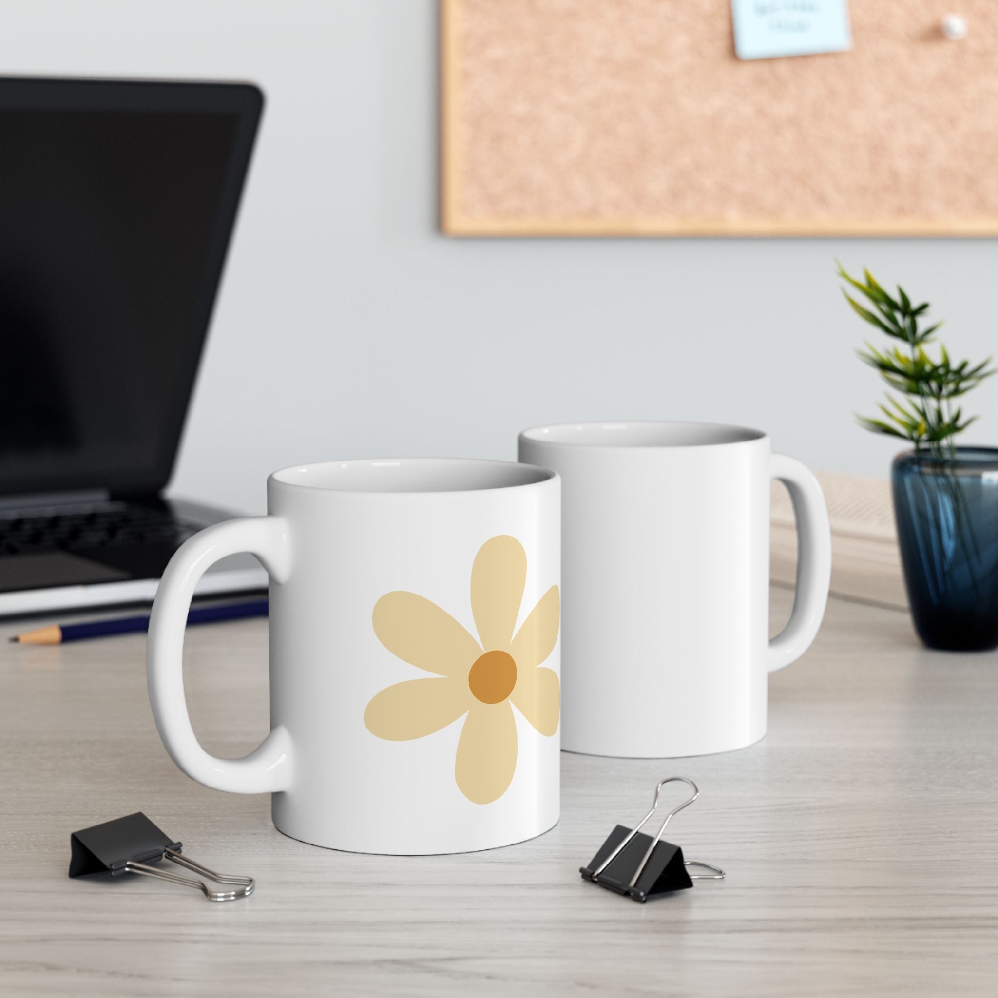 Cute Retro Vintage Daisy Flower Graphic Novelty Ceramic Coffee Mug