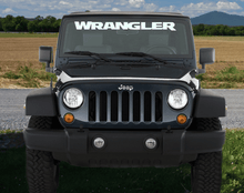 Cargar imagen en el visor de la galería, Calcomanía para parabrisas de Jeep Wrangler (estilo OEM, 3" x 37"), compatible con CJ, YJ, TJ, JK y JL