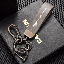 Cargar imagen en el visor de la galería, Leather Alloy Keychain Keyring Pendant for Ford Mustang / Fiesta / Focus / Mondeo | Gift
