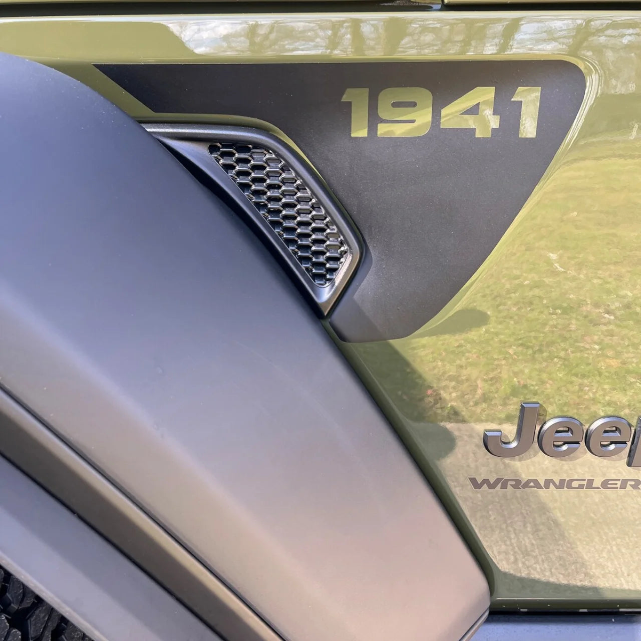 1941 Fender Vent Vinyl Sticker Fits 2018+ Jeep Wrangler JL & Jeep Gladiator JT