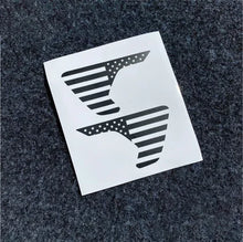 Cargar imagen en el visor de la galería, American Flag Hood, Fender Vent &amp; Side Decal Kit for Jeep Wrangler JL / Gladiator (2018–2023) | Matte Vinyl
