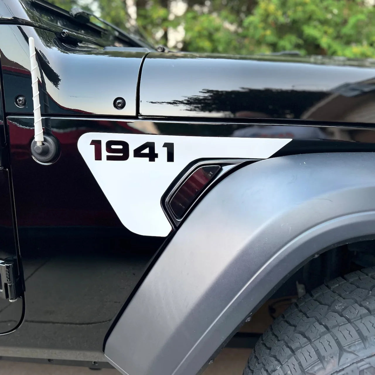 1941 Fender Vent Vinyl Sticker Fits 2018+ Jeep Wrangler JL & Jeep Gladiator JT