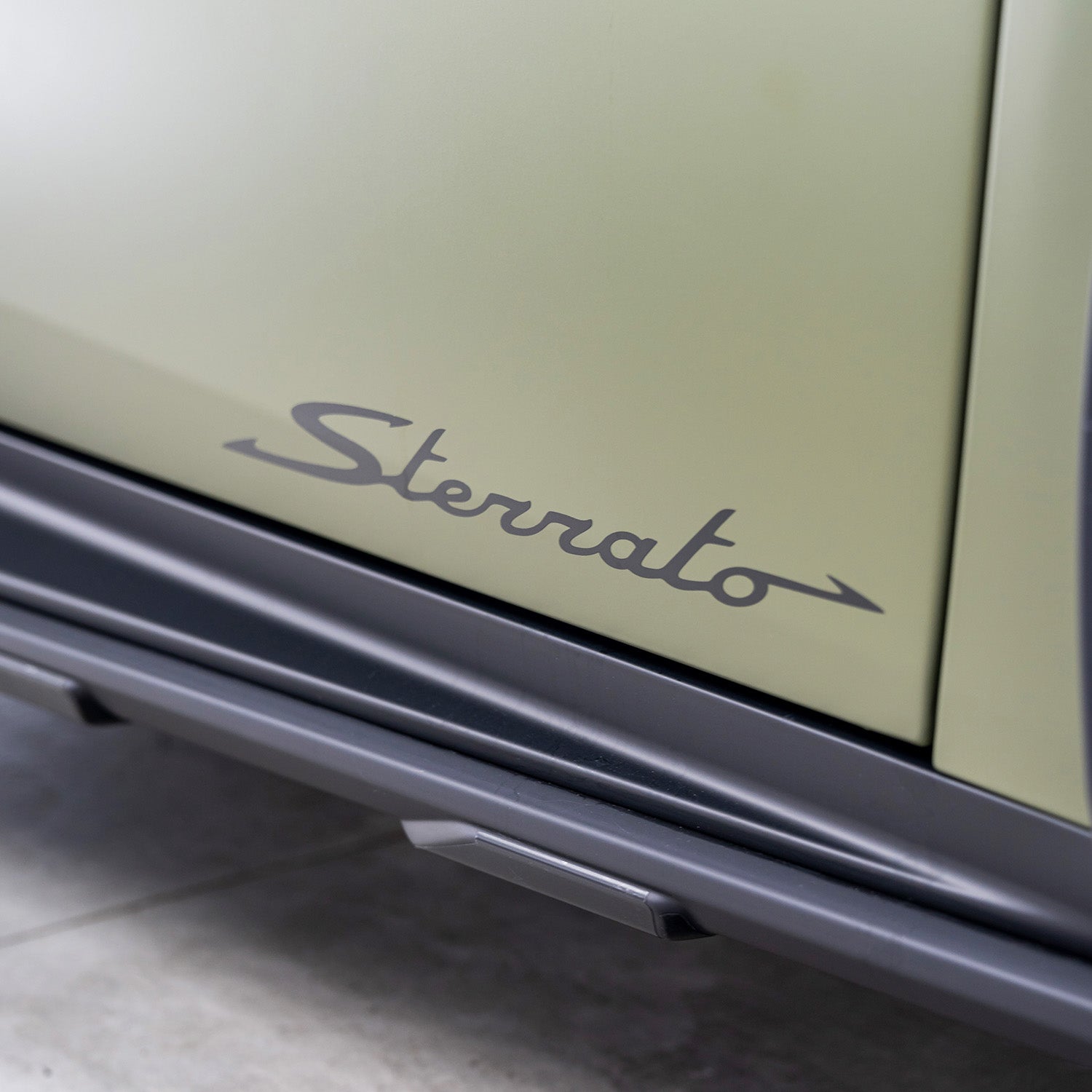 Huracan Sterrato Style Door Decals (x2)